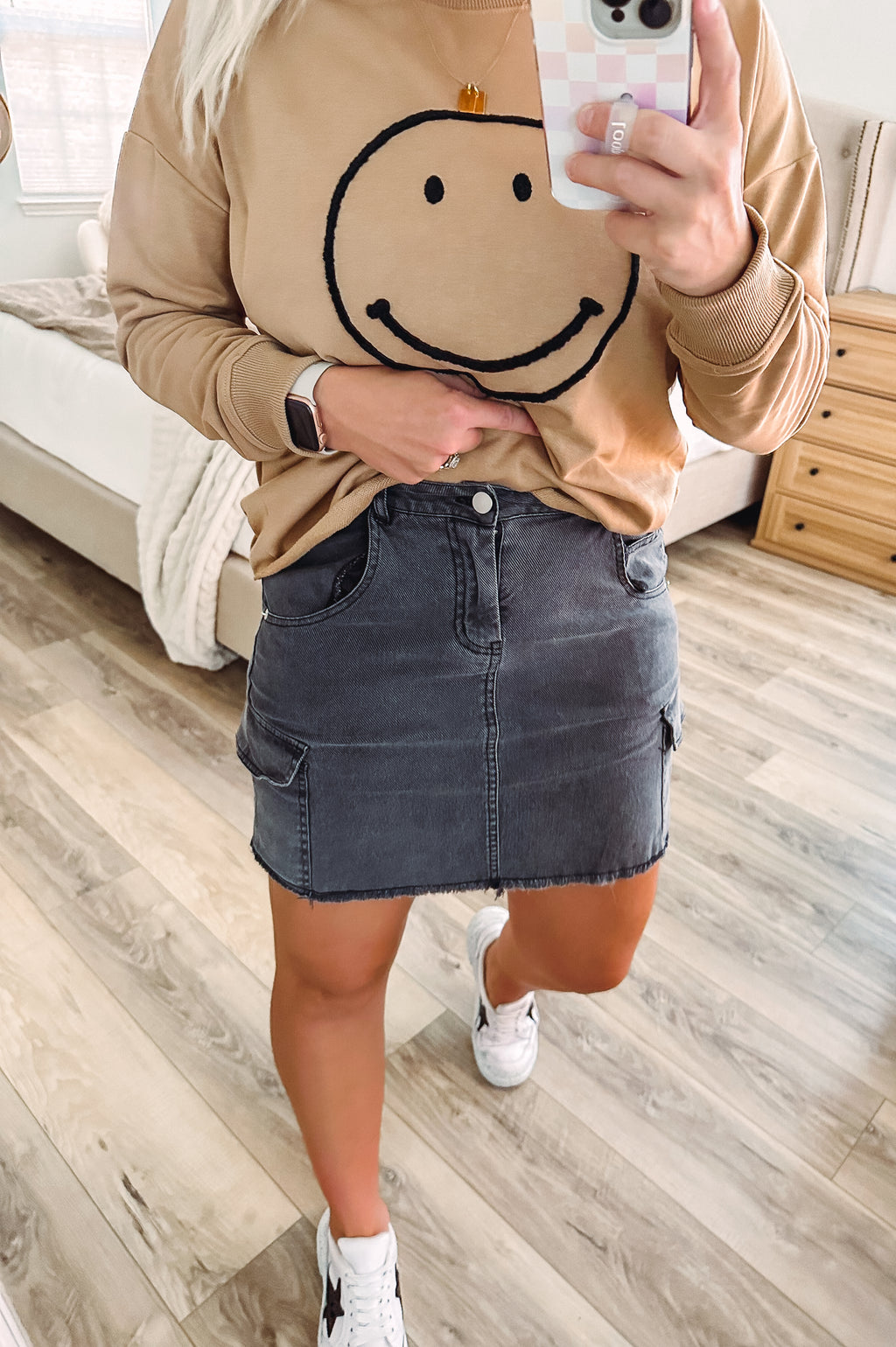THE SKIRT AROUND TOWN