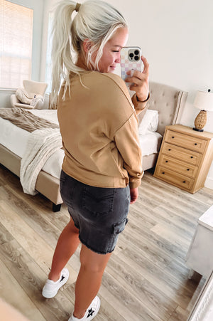 THE SKIRT AROUND TOWN