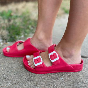 THE TO THE POOL - RED