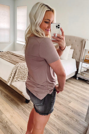 THE BUBBLY BASIC V-NECK TEE - DK. COCO