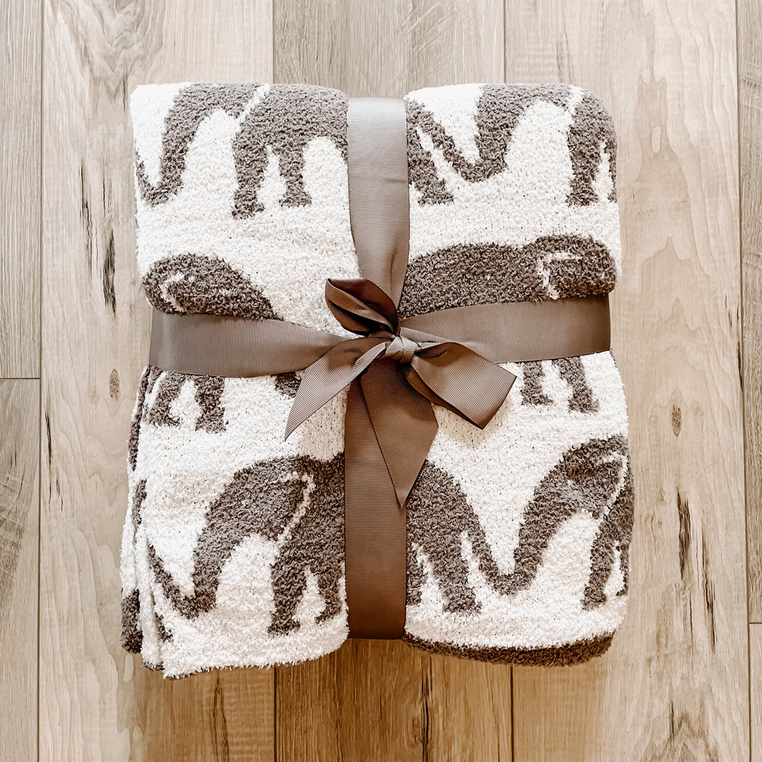 THE IT WAS ALL A DREAM - TAUPE ELEPHANTS