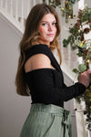 THE UNDER THE MISTLETOE